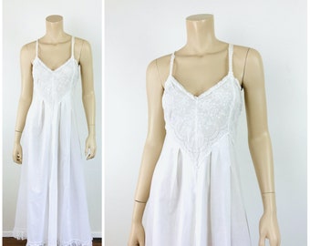Vintage 1980s WHITE EMBROIDERED Cotton LACE Trim Nightgown Slip Dress