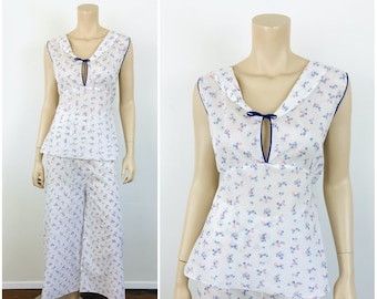 Vintage 1940s CALICO COTTON FLORAL Print Feed Sack Beach Pajamas Top & Pants