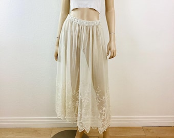 Falda vintage de Jean Paul Gaultier de encaje de red de tul blanco bordado, década de 1990 / encaje transparente