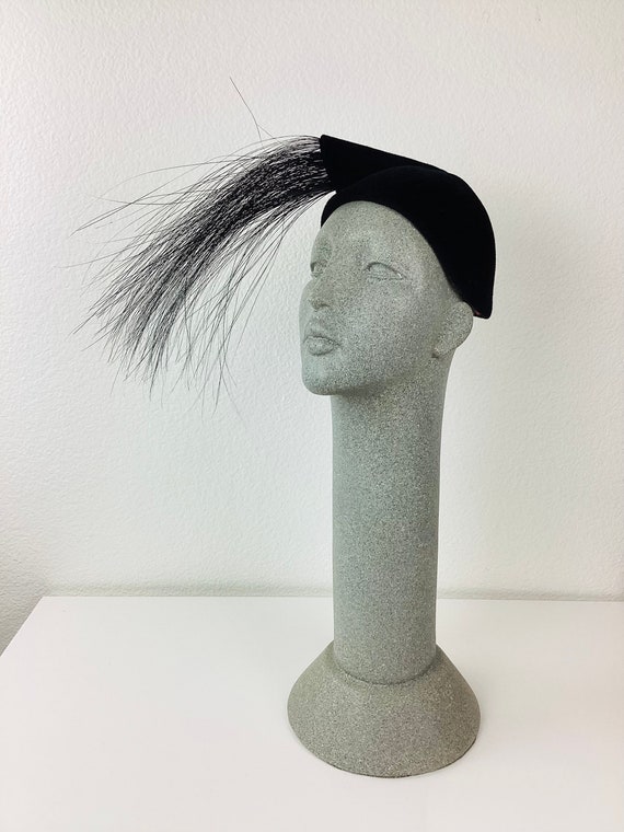 Vintage 1960s AVANT GARDE Black ZEBRA Hair Sculpt… - image 4