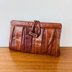 Vintage 1980s WHISKY BROWN LEATHER Pleated Envelope Style Clutch Bag / Purse