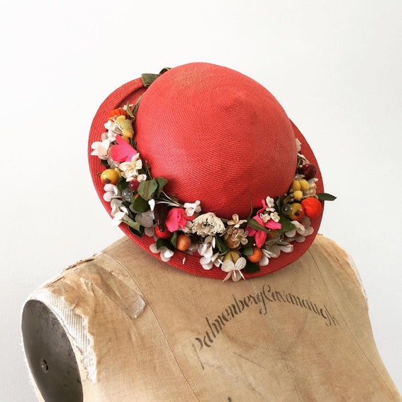 1950s 60s Vintage RED STRAW & FLORAL Wreath Hat 19