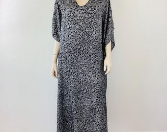Vintage 1990s BLACK & WHITE Graphic Print Silk Caftan Dress Oversized / Loose Fit