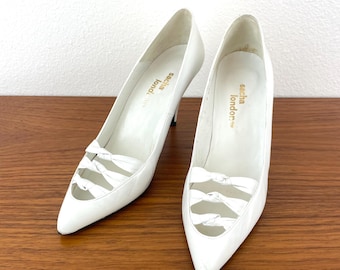 Vintage 1980s SACHA WHITE Leather High Heel Shoes / Size 7