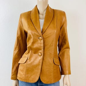 Vintage 1970s LIGHT BROWN LEATHER Button Front Jacket