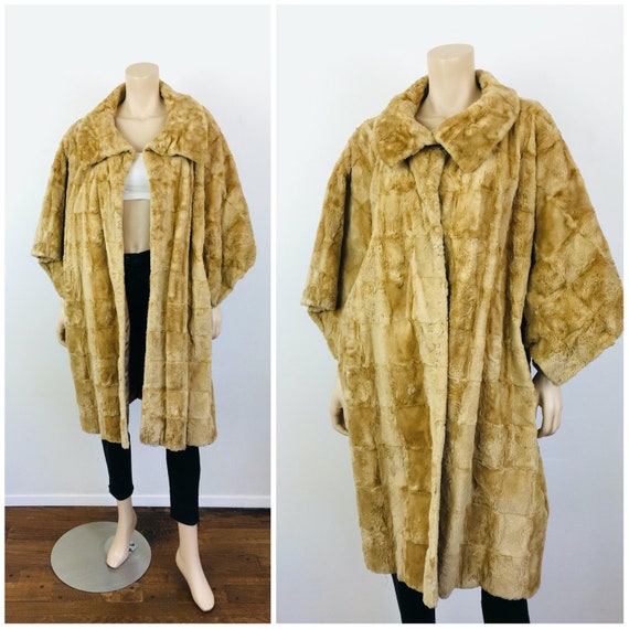 Vintage 1970s PATCHWORK SHEARED FUR Kimono Sleeve… - image 1