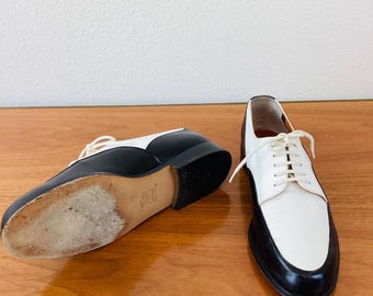Zapatos vintage ROBERT CLERGERIE de cuero bicolor blanco y negro con  cordones
