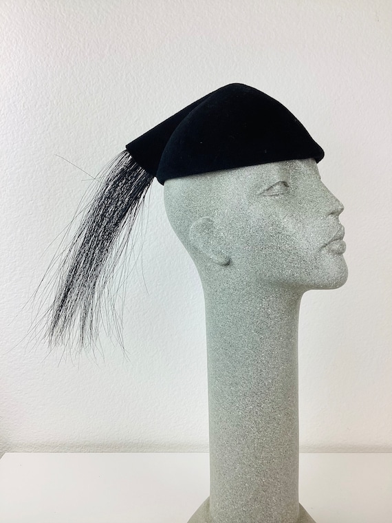 Vintage 1960s AVANT GARDE Black ZEBRA Hair Sculpt… - image 7