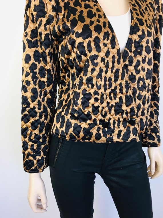 Vintage 1980s VALENTINO Quilted LEOPARD Satin Jac… - image 6