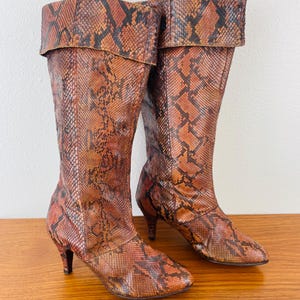 Vintage 1980s PYTHON SNAKESKIN High Heel Boots