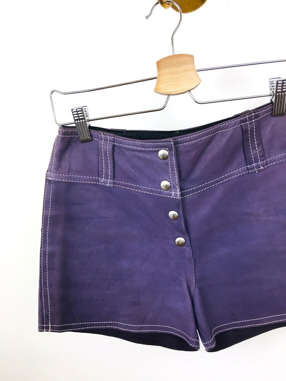 Vintage 1970s PURPLE Leather HOT PANTS 