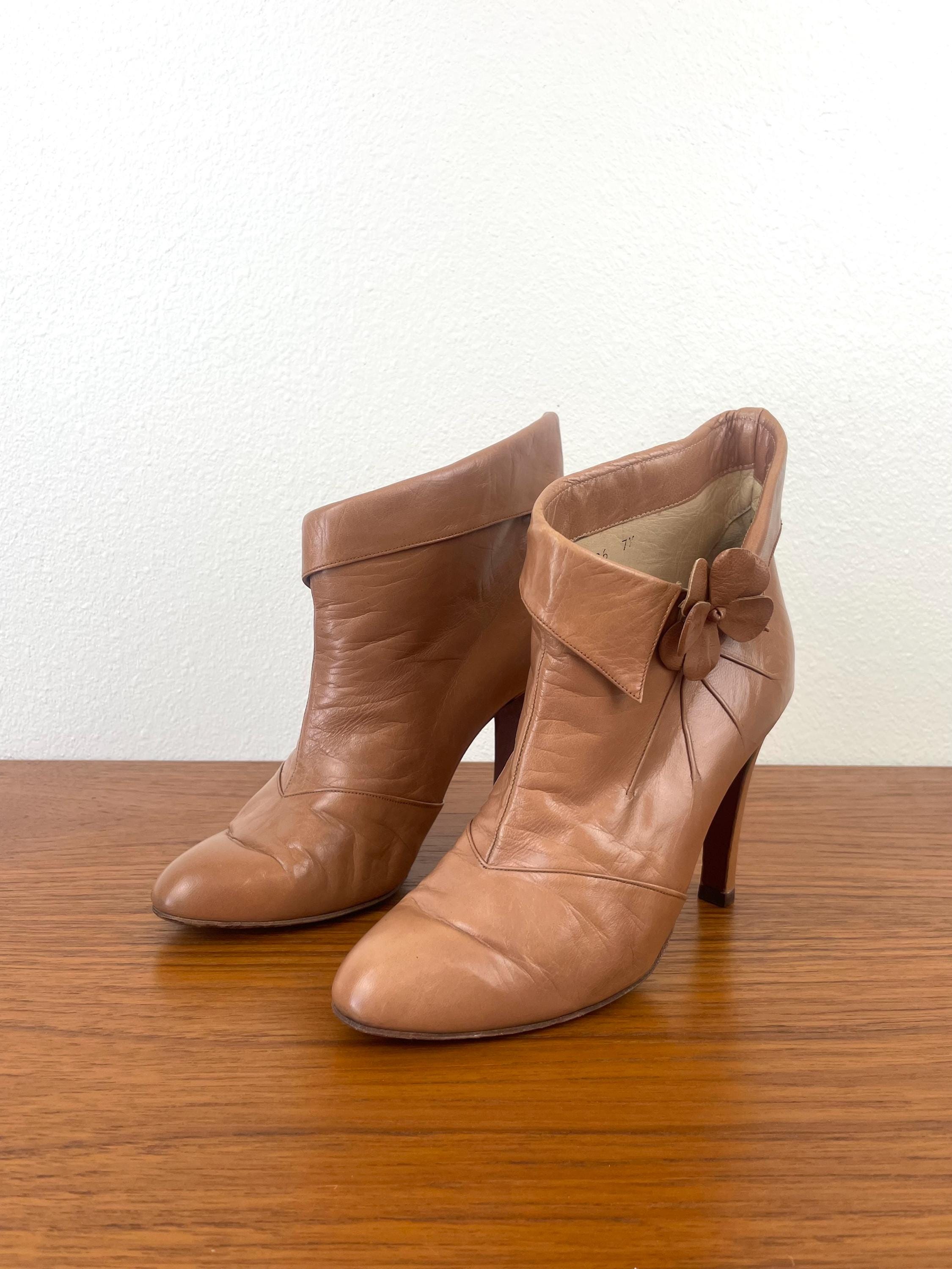 Vintage 1970s / 1980s TAN LEATHER Pleated Flower High Heel Boots ...