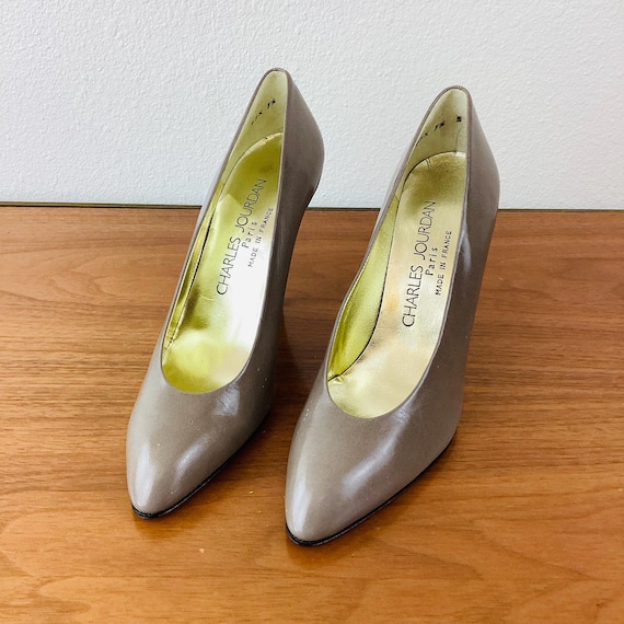 Vintage 1980s CHARLES JOURDAN Taupe Leather GOLD Sculpted High