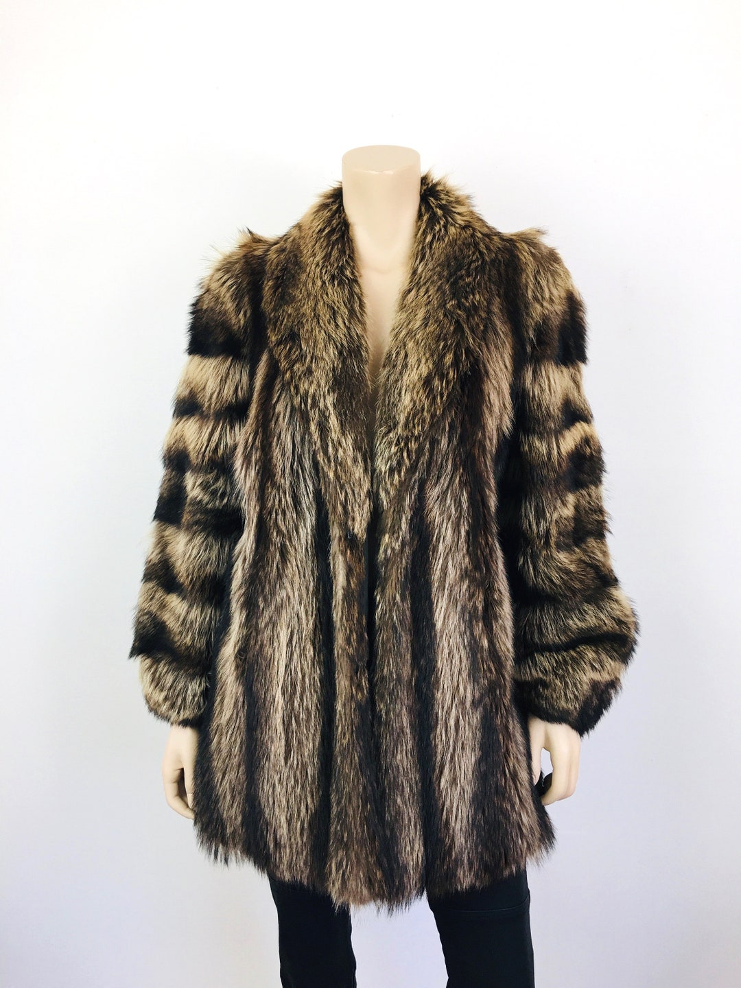 Medium 1970s Raccoon Fur Coat