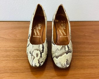 Vintage 1960s NATURAL PYTHON SNAKESKIN Chunky Heel High Heel Shoes / Size 7