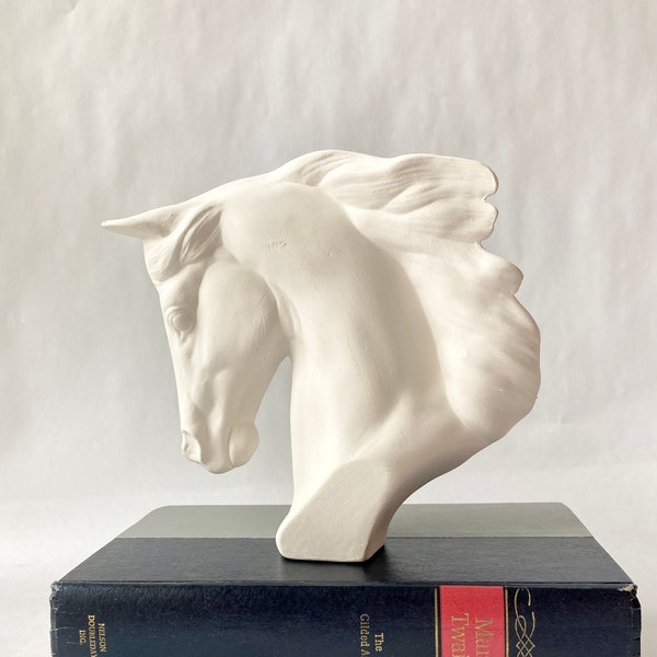 Ceramic Horse Bust, Horse Head Statue, Horse Lover, Equestrian Decor, Vintage White Horse, Animal Sculpture, Farmhouse, Home Decor