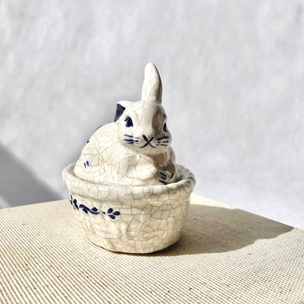 Vintage 3 1/2” Tall Lidded Dedham Potting Shed Bunny Dish, Hand Painted Rabbit, Blue & White Decor, Chinoiserie, Grand Millennial, Easter