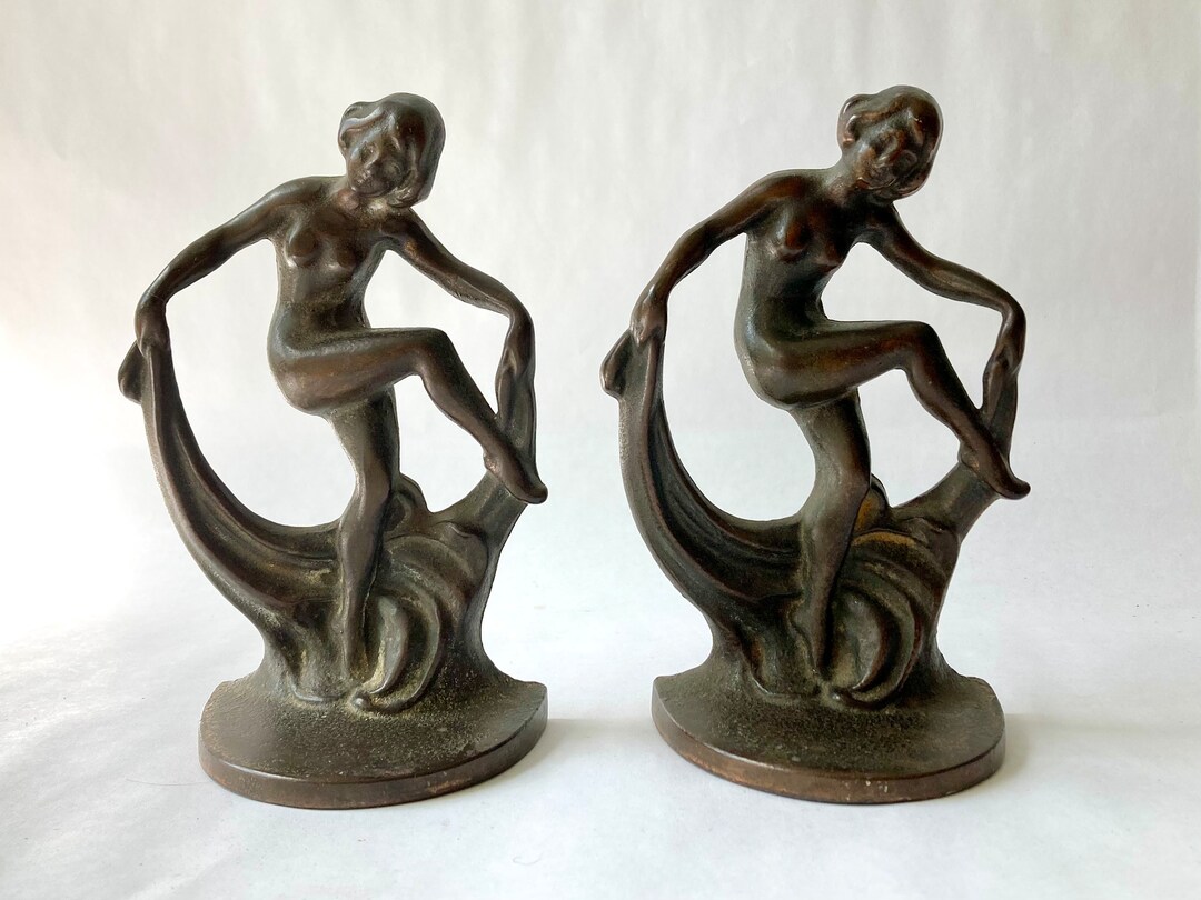 Pair of Art Deco Bronze Cast Iron Dancing Nude Women Bookends, Art