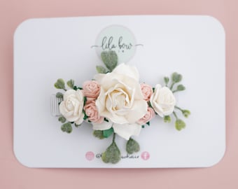 Haarclip met roze mist bloemen: bruiloftshaarstukje, accessoire bloemenmeisje