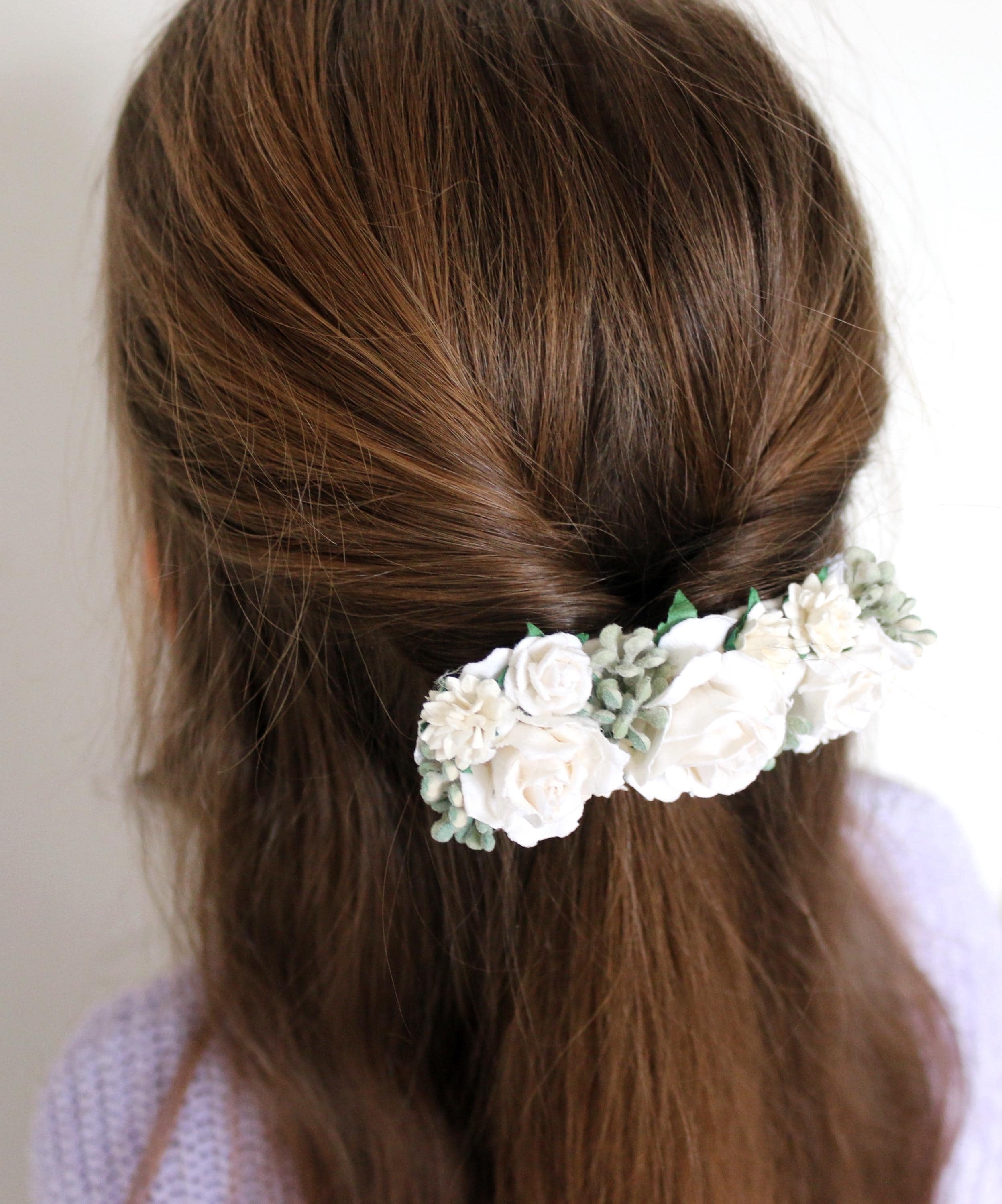 ⭐︎Ivory&Co⭐︎Hair clip Ivory and Co Silver Bloom Crystal and Pearl Floral Crescent