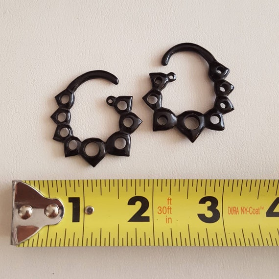 Black plastic blooming lotus fractal swirl 12 gauges - 90s vintage Hot Topic View 3