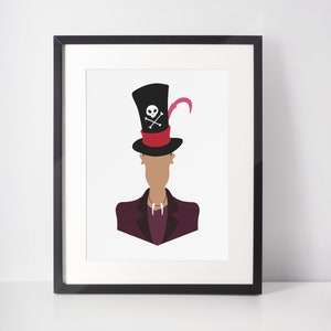 Op de afbeelding: Ingelijste kunstdruk met een gestileerde illustratie van een personage met een zwarte hoge hoed met een doodshoofd en gekruiste botten, een rode band en een roze veer. Het personage draagt een paars pak en een ketting met twee tanden.