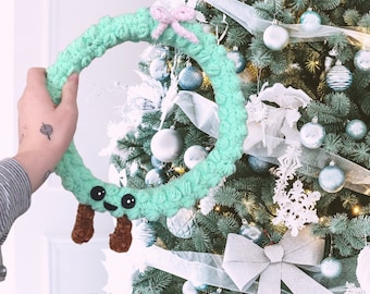 Kawaii Wreath Cuddler - Crochet Pattern Only - Written Instructions with Pictures - Christmas Holiday Fun Amigurumi Plushie Stuffed Animal