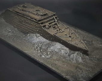 Titanic Wreck Diorama Scale Model Replica