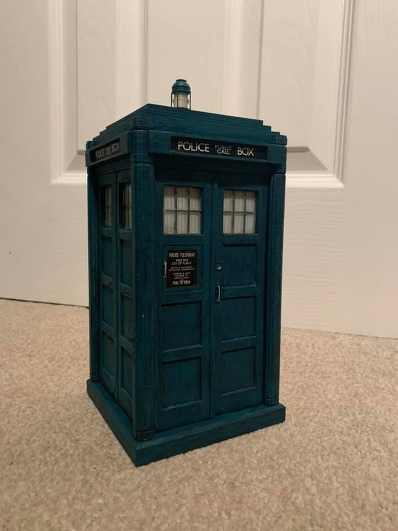 13th Doctors Tardis Exterior 5inch range scale 1/13 Doctor 13th Doctors Tardis Exterior 5inch range scale 1/13 Doctor