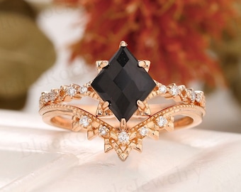 Vintage Black Onyx Engagement ring Set, rhombus shaped art deco ring,Rose Gold Ring, curved wedding band, bridal set, wedding anniversary