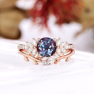 Vintage round cut alexandrite engagement ring set rose gold leaf marquise cut curved band moissanite ring anniversary promise bridal set