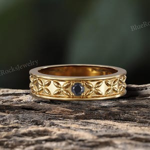 Mens Black Moissanite Wedding Band,Nature Inspired Leaf Shape Yellow Gold Ring,Unique Statement Band For Men,Anniversary Ring,Gift For Him