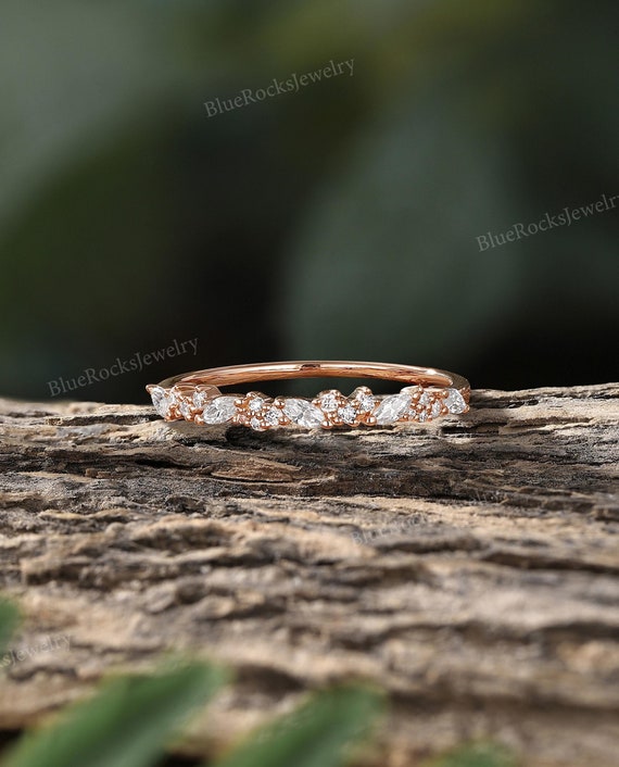 Minimalist Moissanite Wedding Band,Rose Gold Band,Round&Marquise Cut Moissanite Ring,Women Matching Stacking Band,Anniversary Promise Ring