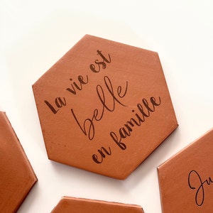 Terre cuite façon tomette - La vie est belle en famille