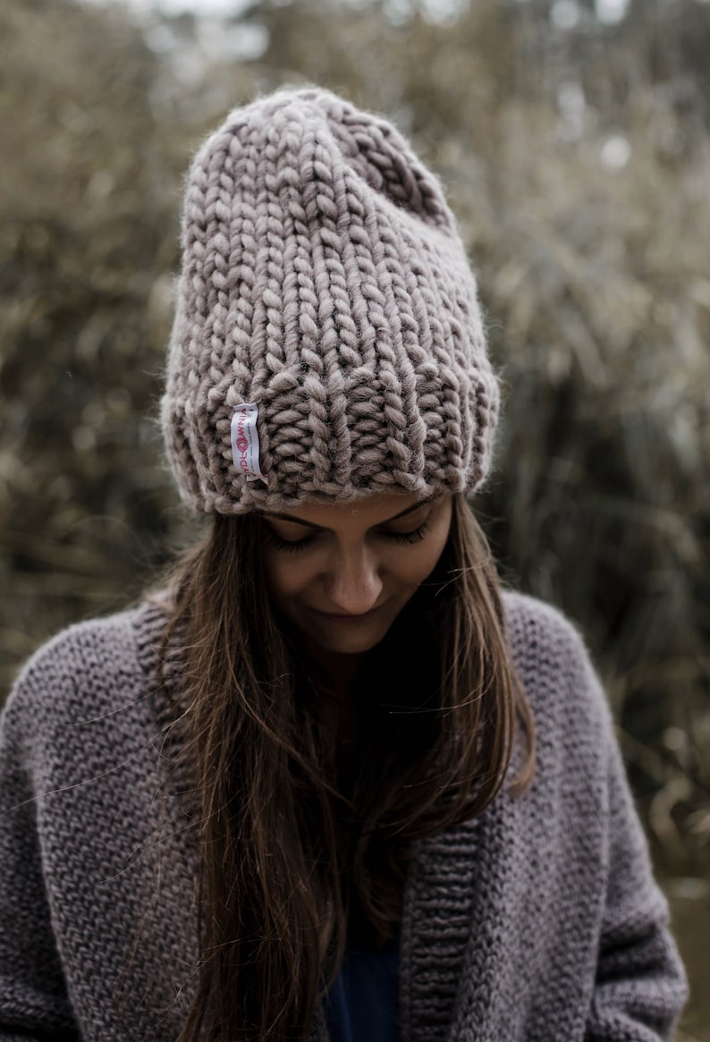 Beige beanie Winter beanie Hand-knitted beanie Wool beanie Warm beanie