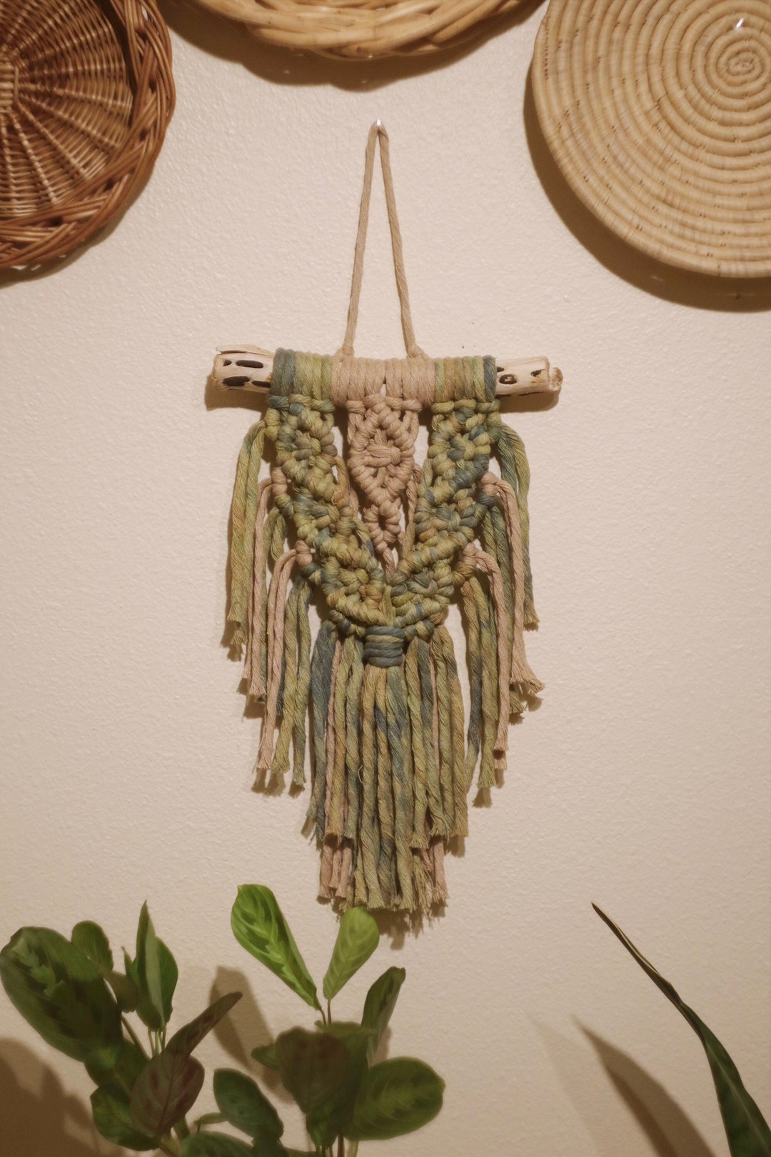 Fern Mini Wall Hanging Two Toned Macrame Home Decor - Etsy