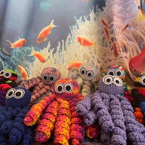 Catnip Octopus Spiral Leg Catnip Cat Toy (10&quot;)