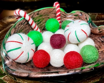 Catnip Infused Holiday Cat Toy Set - Wool Candies and Poms