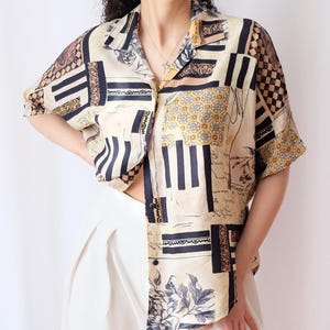Vintage 90s Yellow Abstract Print Oversized Short Sleeve Womens Shirt Blouse – Graphic Pattern Button Up Top – Summer Festival Clothing