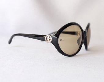 Giorgio Armani Y2K Black Frame Sunglasses with Brown Gradient Lenses Womens Vintage Brown Y2k Retro EMPORIO ARMANI EA031  main image 3
