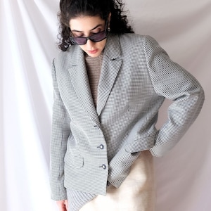 Vintage Houndstooth 80s Buttoned Oversize Viscose Women&#39;s Blazer Jacket/ Vintage Gift for Her/ Medium Size Classy Spring Blazer