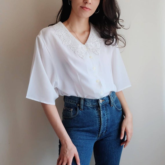 Vintage White Women s Short Sleeve Button up Lace Collar 80s