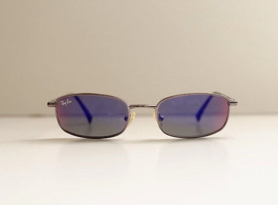 Vintage Authentic Rayban Sunglasses / Vintage Icon