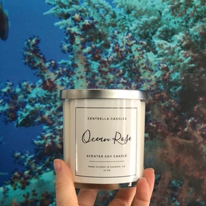 Ocean Rose Scented Soy Candle: Floral Honey Aroma