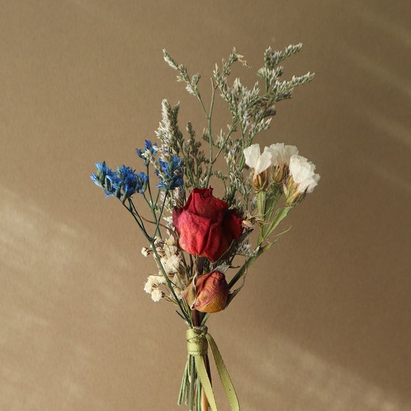 Small/Large meadow flower boutonniere Groom's corsage Wedding accessories Wildflowers buttonhole Corsage for groomsmen