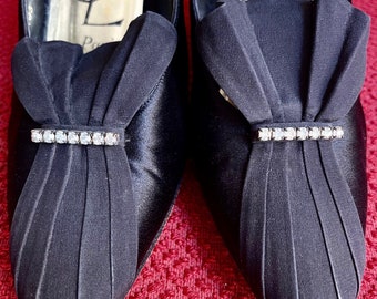 YVES SAINT LAURENT - decote em cetim de seda dos anos 80