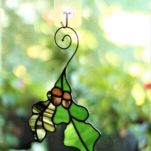 Stained glass Oak Leaf Suncatcher, Stained glass Leaf window decor, Stained glass window hanging image 2