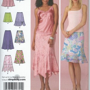 May include: A sewing pattern for a skirt with eight different styles. The pattern includes a variety of skirt lengths, styles, and fabrics. The pattern is for sizes K5 (8, 10, 12, 14, 16), EUR 34-42, FRL 35-44. The pattern is from Simplicity.