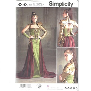 Puede incluir: Patrón de costura Simplicity número 8363, talla US 14-22, talla Euro 40-48, talla FR 42-50. El patrón muestra a una mujer usando un corsé verde y dorado con una capa roja, y un corsé dorado y verde con una falda roja.