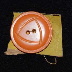 VINTAGE Orange Buttons Midcentury Round Large Button, 2 - 1 3/8 